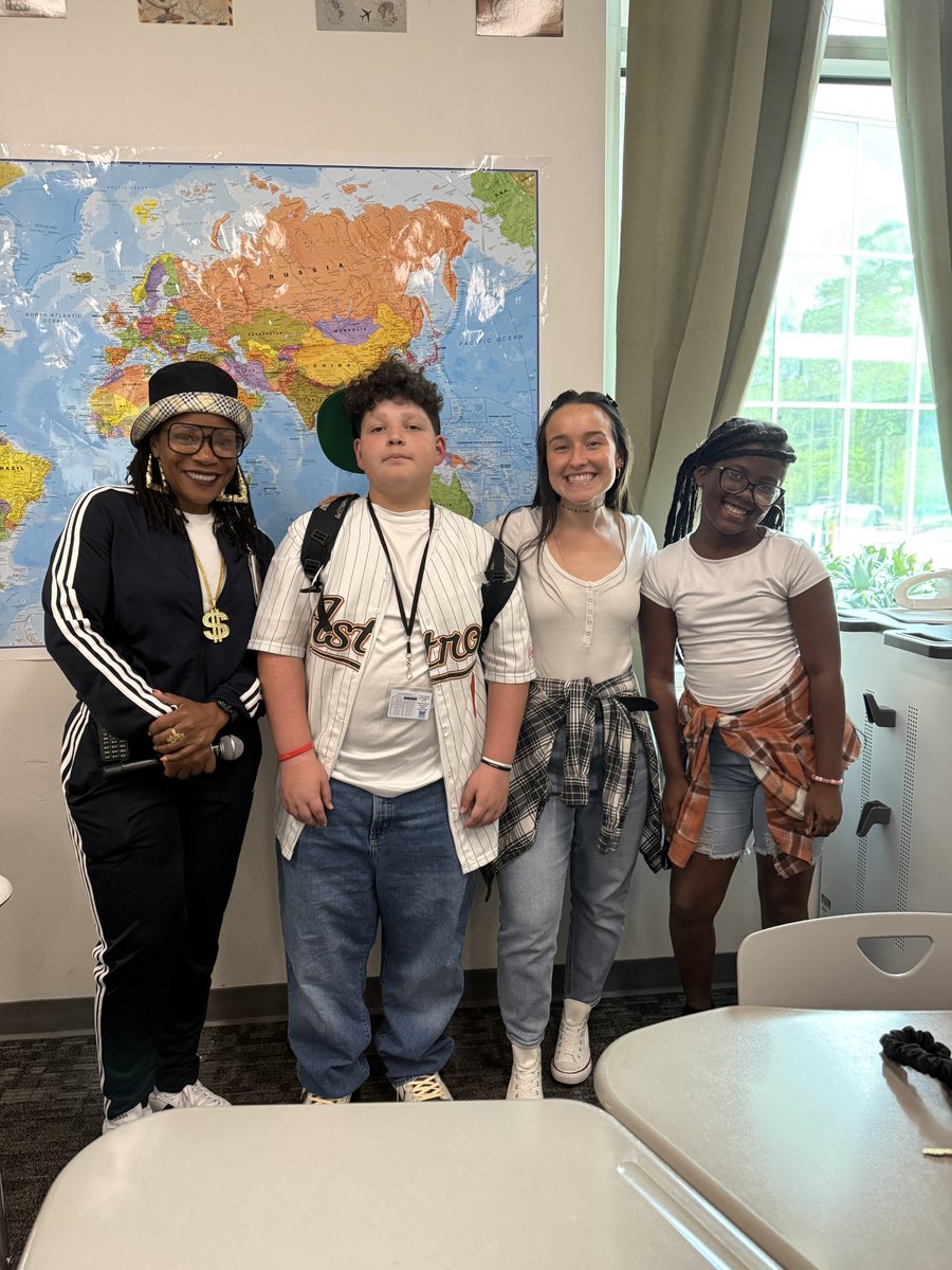Ms_Proulx's tweet photo. Time travel Tuesday but make it 90s!!! Every generation has to work to continue speaking up for kindness🗣️💛 Love everyone’s spirit during #SaySomethingWeek #KMSCougarPride s/o to our amazing AP’s spirit too thanks for stopping by @MsDawson2005 📼🧢⚡️🛼 https://t.co/XyaZVbpV2Q