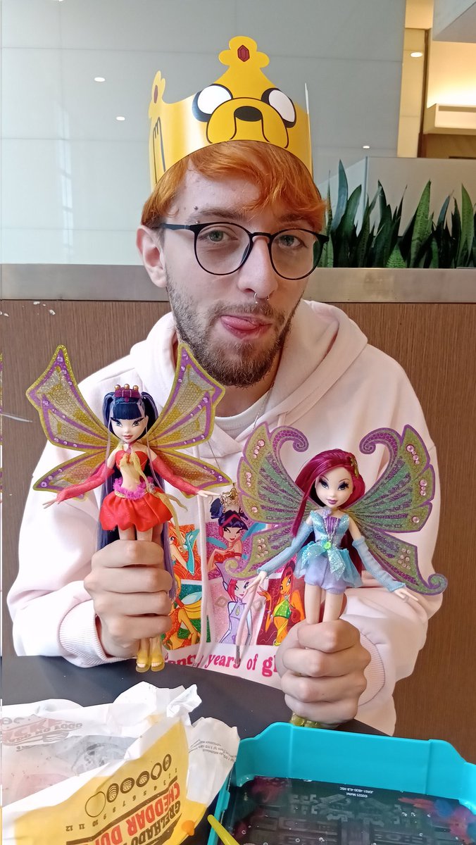 so1_apa1xonado's tweet image. Meio que eu consegui🥹😭💖
#winx