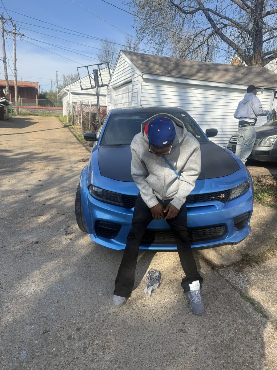 LilWork4 tweet media