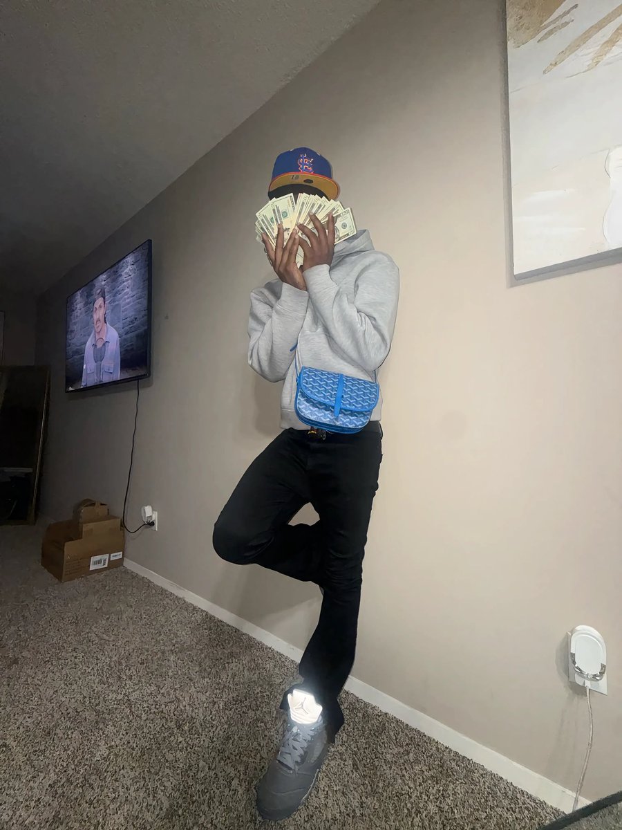 LilWork4 tweet media