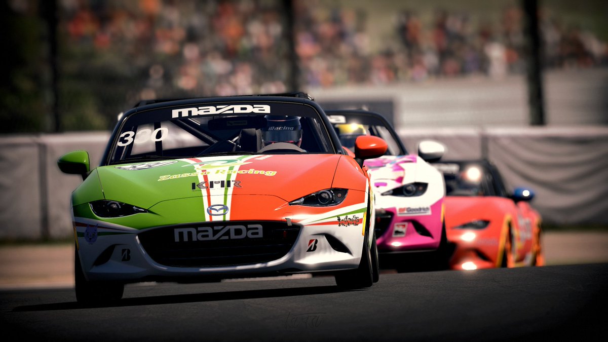 つつ。 tweet media