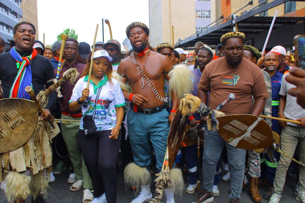 Thabo Innocent Mathebula tweet media