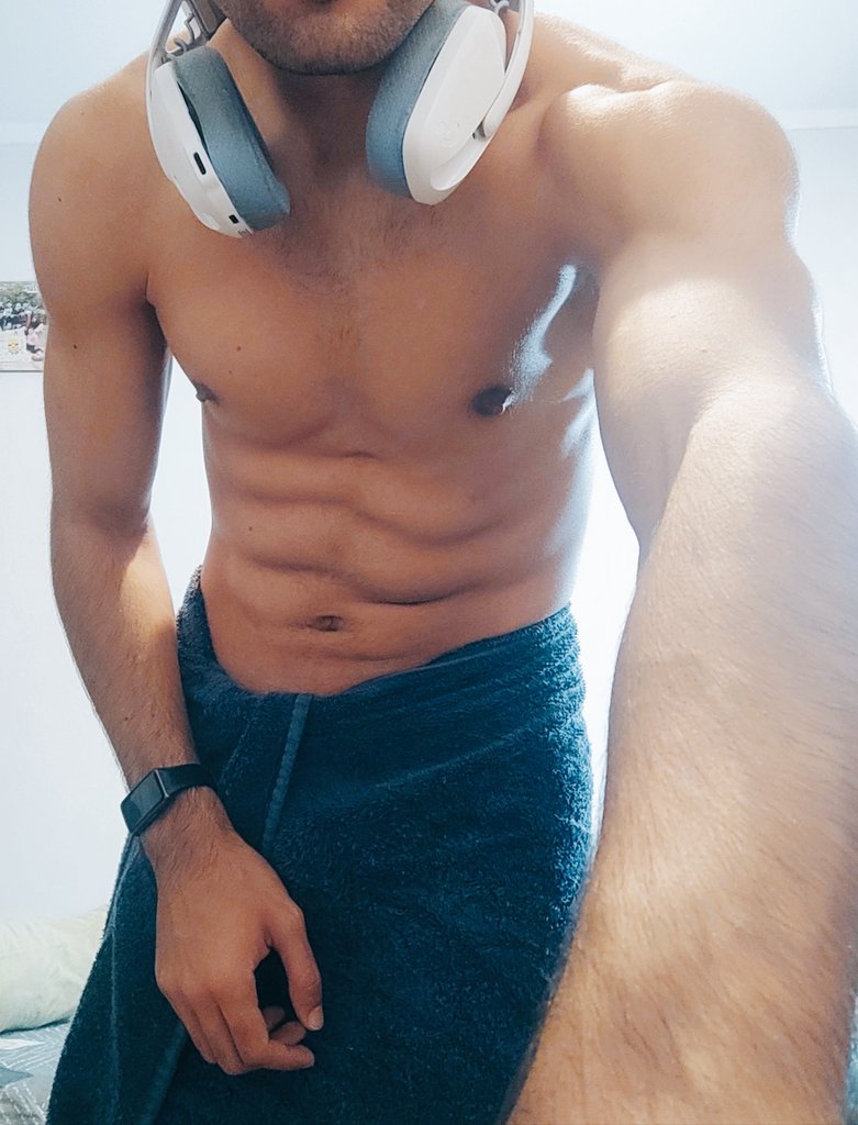 Vel.Osito.22 tweet media