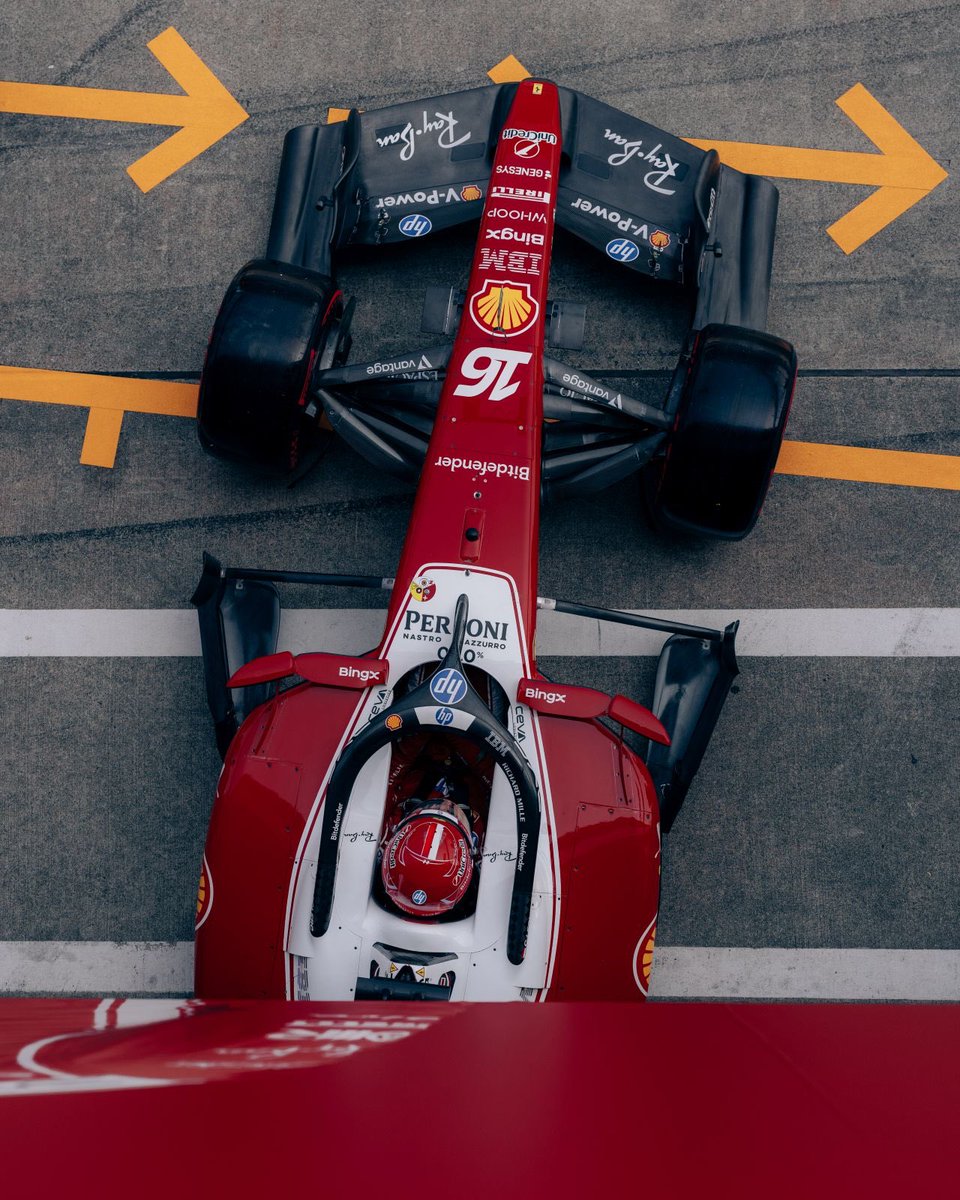 CL16 inside 🇲🇨 tweet media