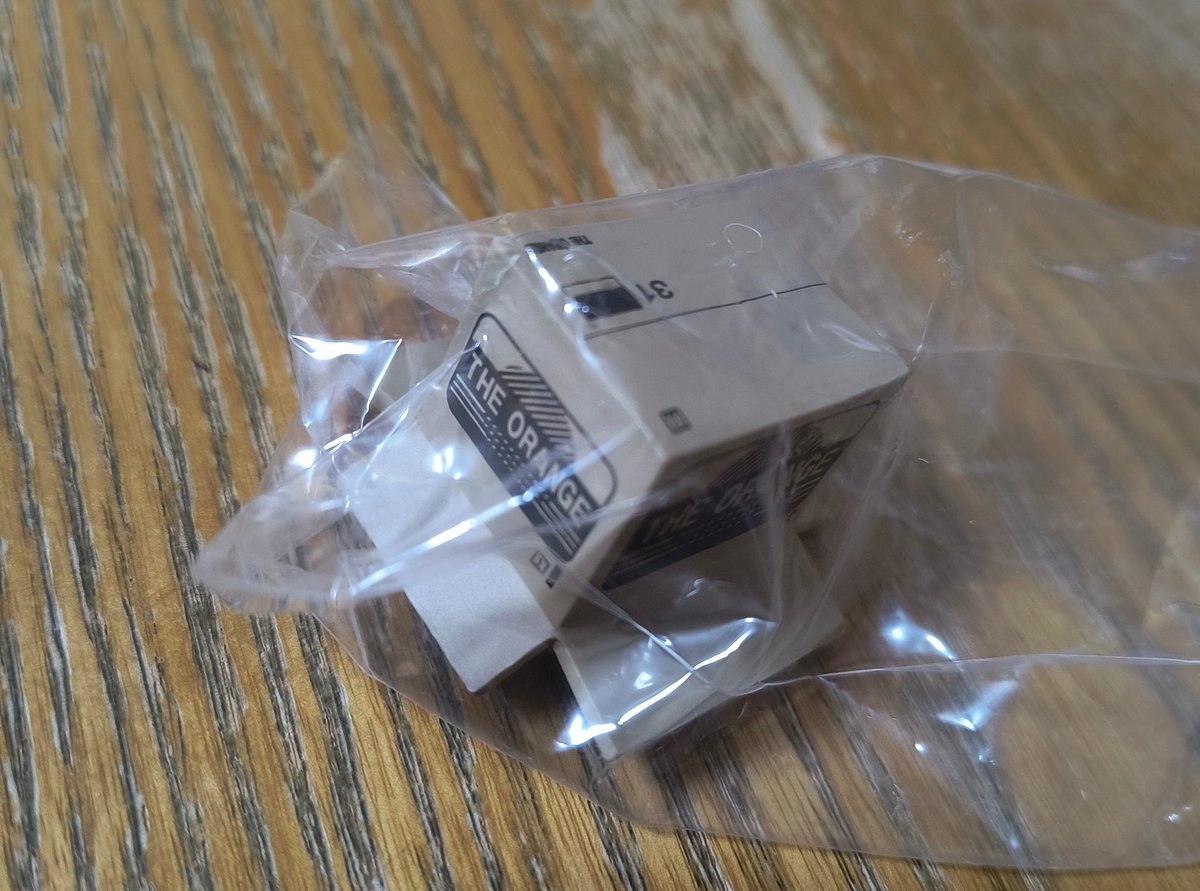 makoziru tweet media