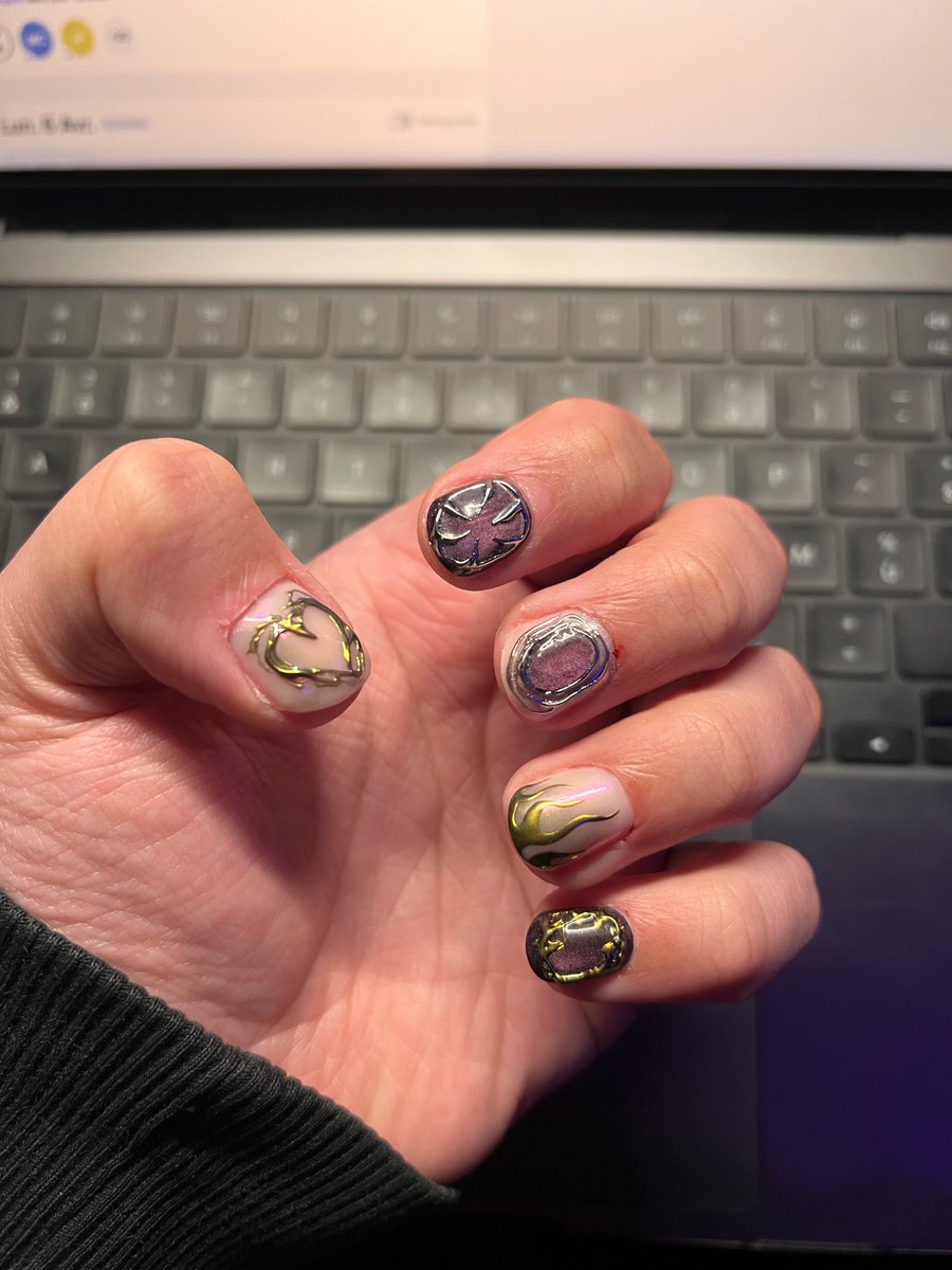 𝔥𝔞𝔫 𝔬𝔲𝔞𝔦𝔰 tweet media