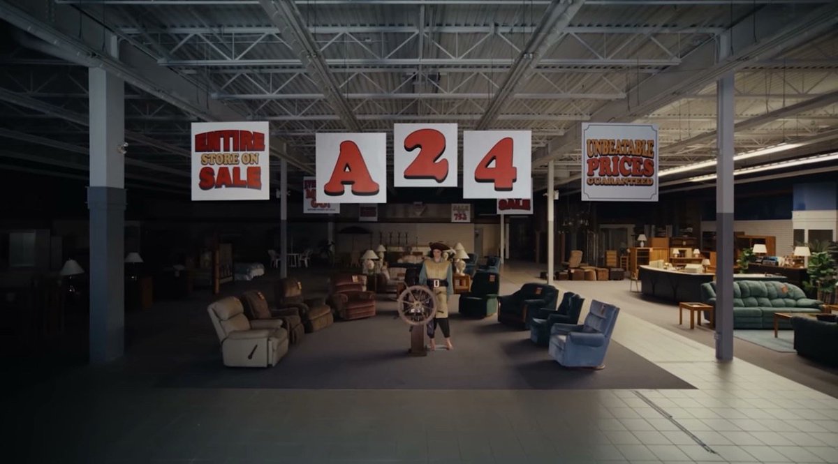 RegularlyBlue tweet media