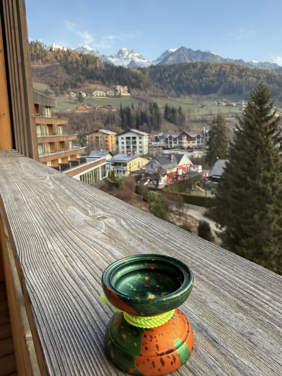 monkeyfingeryo's tweet image. How far have your monkey's travelled? Pic shared by #MonkeyfingeRDesign Zoo Member Graandpa #MFD #yoyo