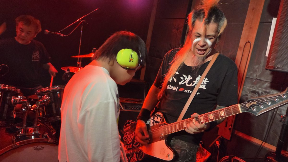 junknismo23's tweet image. #VS  勃起銃企画
漲-MI·NA·GI-　トッパーのBANDAGE に続けとばかりにブチカマシてくれました❗
#漲
#勃起銃 
#松山ダブルユースタジオ