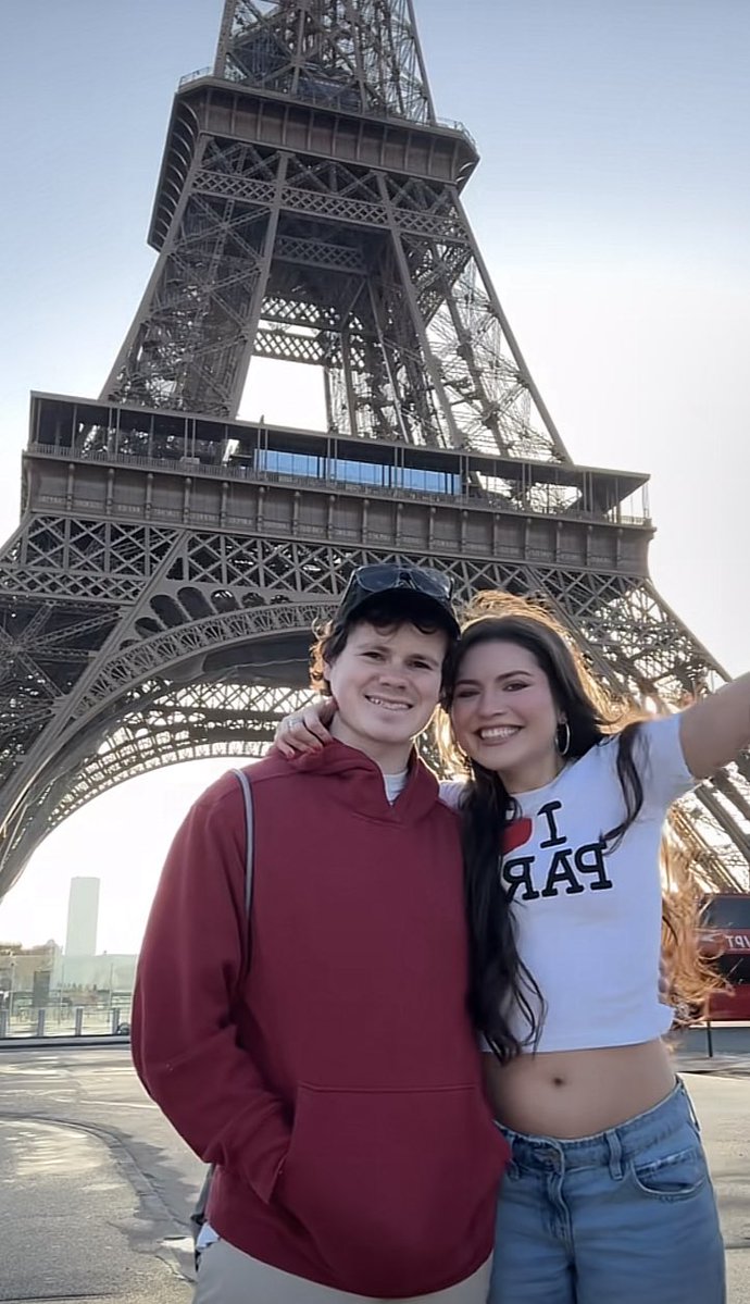 Myriam 🌊 tweet media