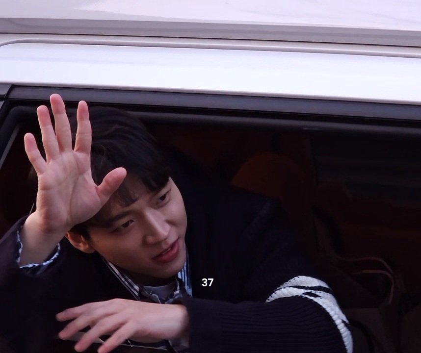 さーな☀️37 tweet media