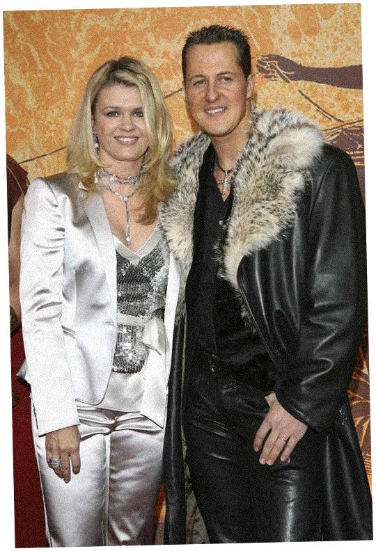 Kyle Busch a 240 km/h con un fierro en la mochila tweet media