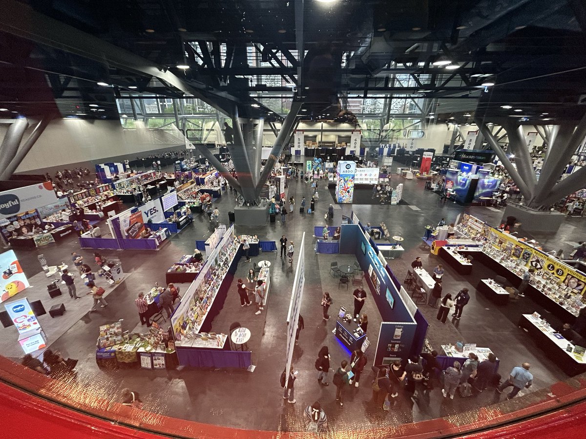 khs_lib's tweet photo. Thank you, TLA, for another wonderful conference, full of renewed inspiration and professional growth! @TXLA @HumbleISD_KHS https://t.co/w30DXAFHK3