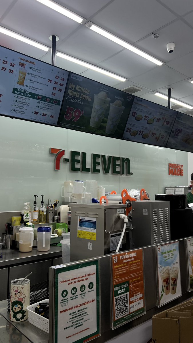 jsuisfatigué tweet media