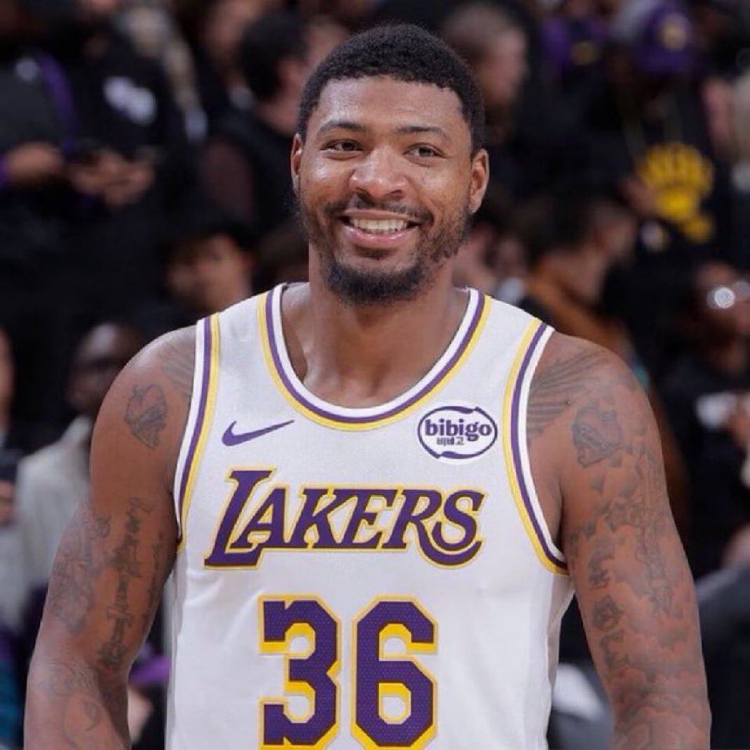 LakeShowYo tweet media