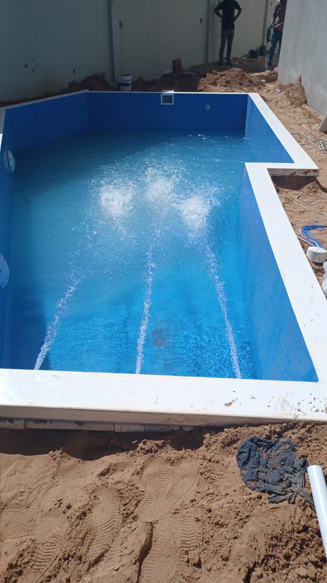 cruzapools_ksa's tweet image. تنفيذ مسبح فيبر جلاس بنظام Skimmer في الرياض بواسطة كروزا للمسابح مع فلترة عالية الكفاءة ونظام Heating &amp;amp; Cooling موفر للطاقة وفق معايير NSPI / APSP الأمريكية لضمان نقاء المياه وسهولة الصيانة للفيلات والمشاريع السكنية
📍 الرياض 2026
📞 0598055633
#مسابح_الرياض #FiberglassPool