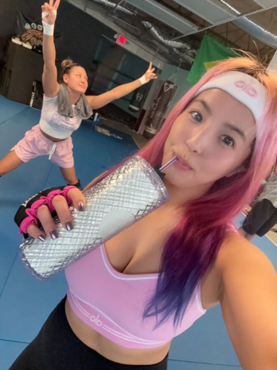 (THE BEAUTIFUL DARK ANGEL ERA🖤🖤💙💙💙🖤) tweet media