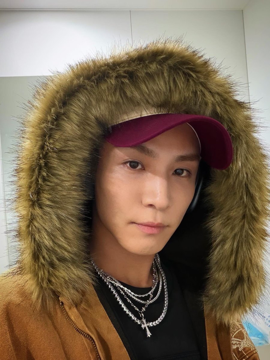 𝚁𝙸𝙽 tweet media