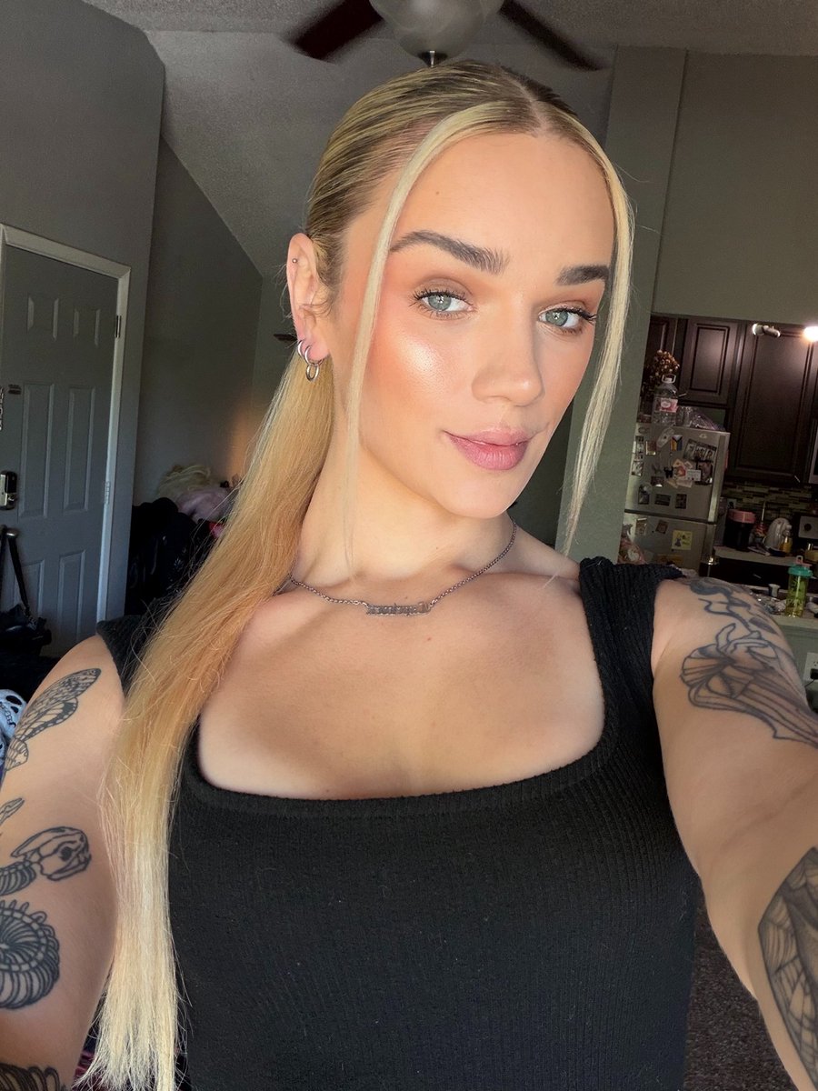 Allegra D 🧛🏼‍♀️ tweet media