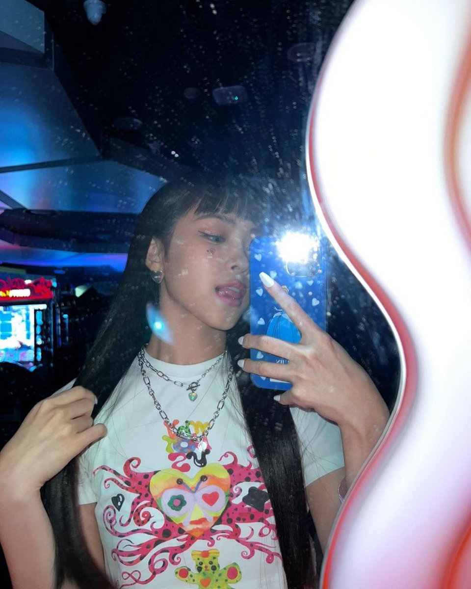 itzy archive tweet media