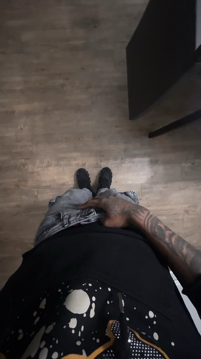 yaboiiT🫣 tweet media