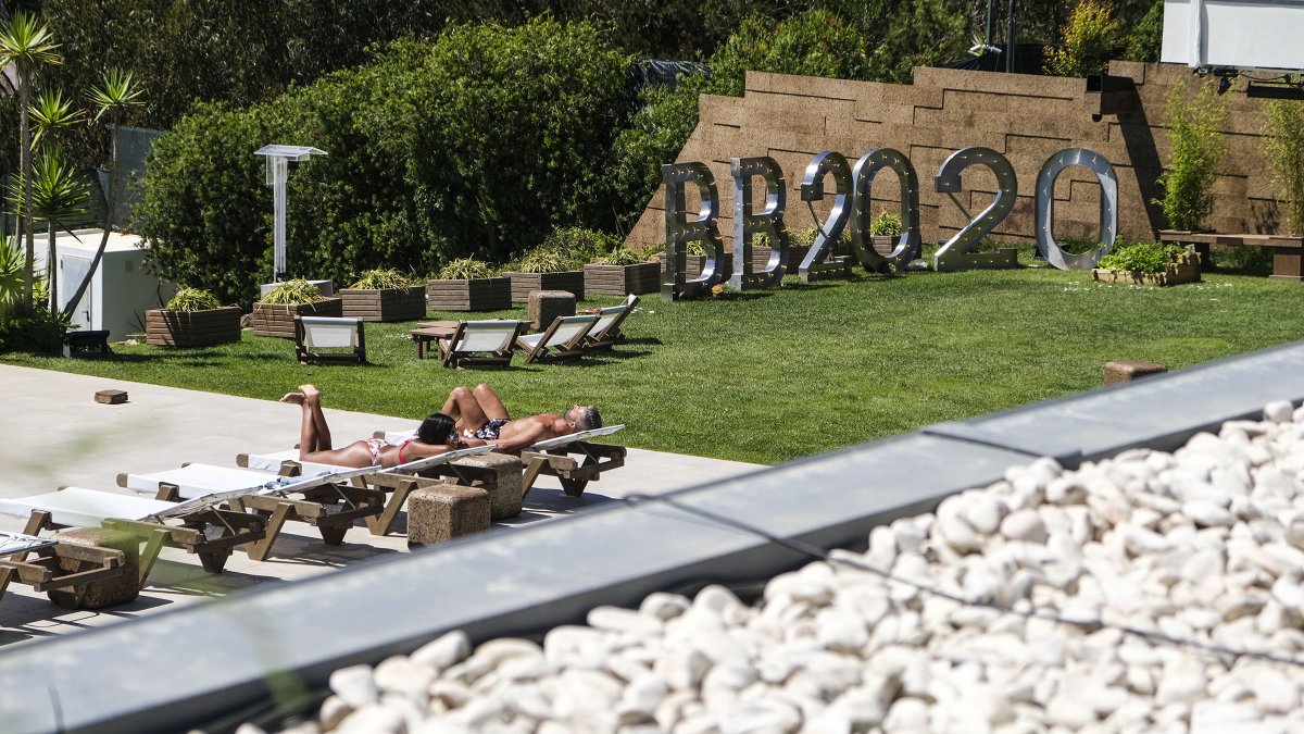 um tópico sensível: a casa do bb2020 

#sstvi