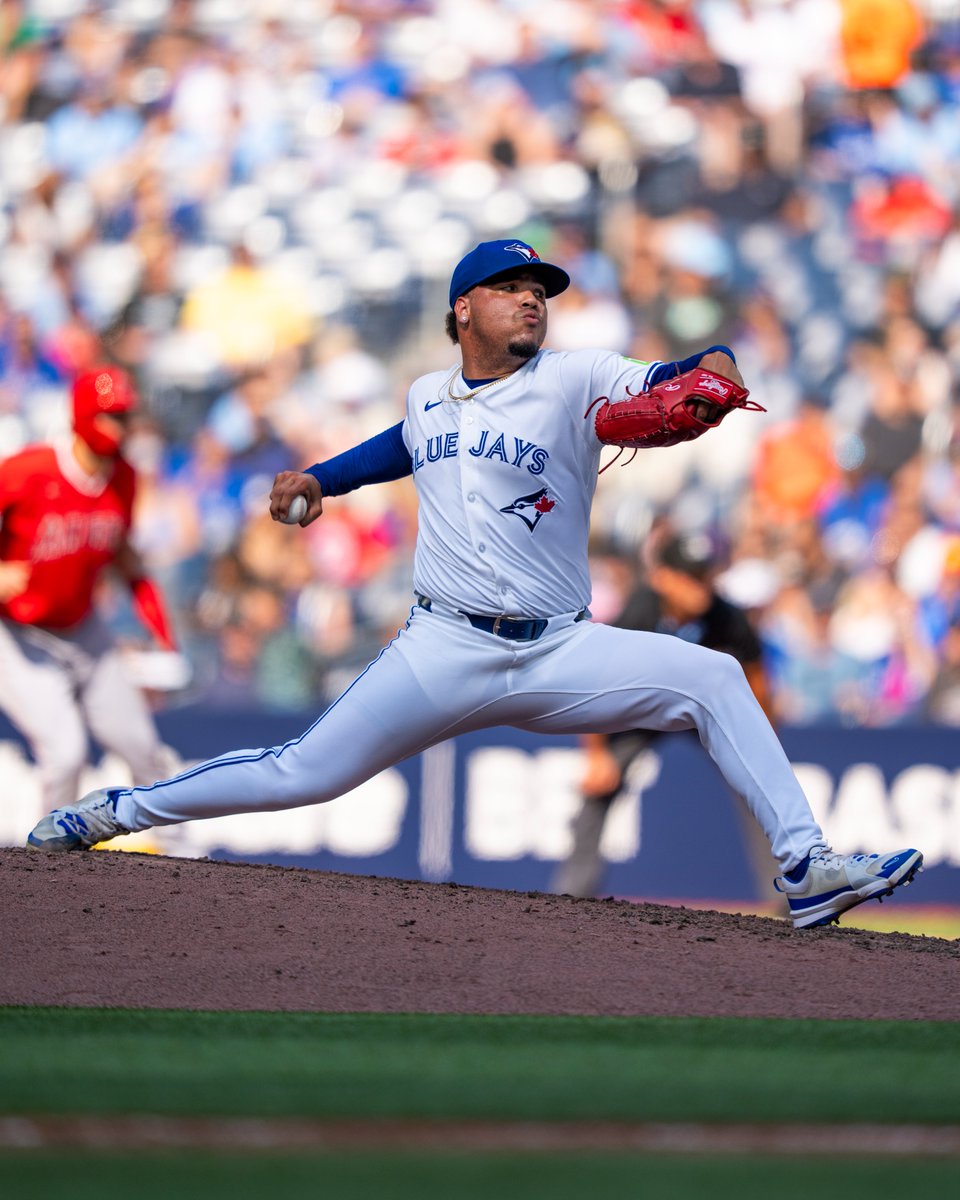 Toronto Blue Jays tweet media