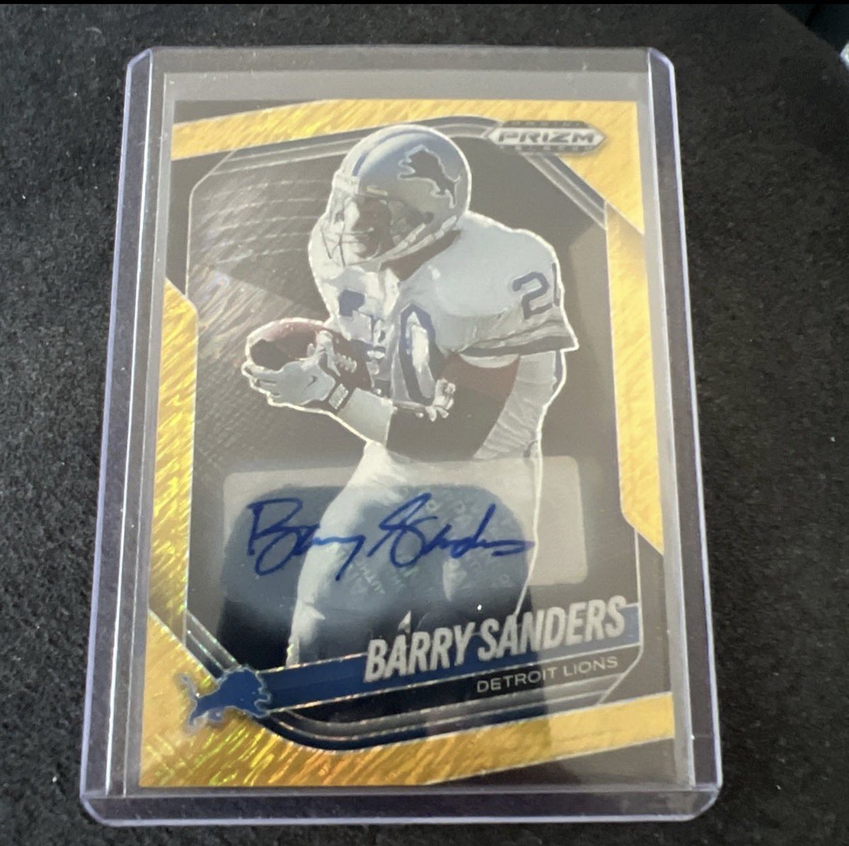 MEGACARDINVESTOR tweet media