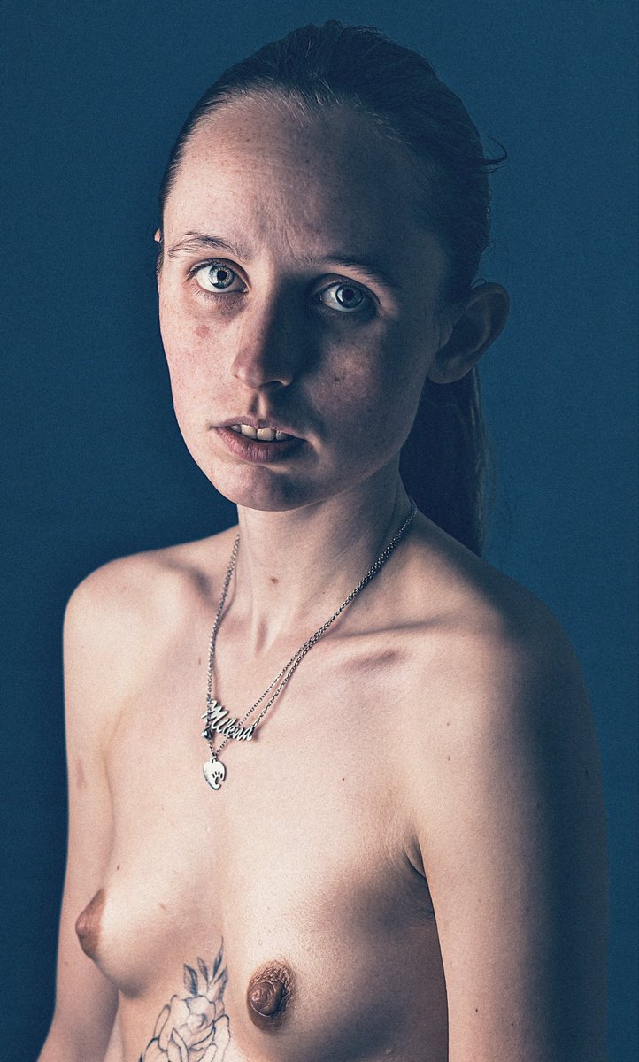 FotographyMt's tweet photo. Accept who you are. 
Model Milena. 
#female #woman #girl #model #nude #nudemodel #portrait #Beauty #beautiful #denmark #dk #portraitpjotography #photography #cool #modelphotography #modelpicture #modelshoot #canon #color #blackandwhite #canonphotography #flashphotpgeaphy https://t.co/c7kV4zWj0u