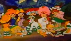 SophieTucker88's tweet image. A Happy 43rd Anniversary to Strawberry Shortcake: Housewarming Surprise! #80sCartoons #Nelvana #StrawberryShortcake archive.org/details/strawb… youtu.be/AjvssQYXpPE