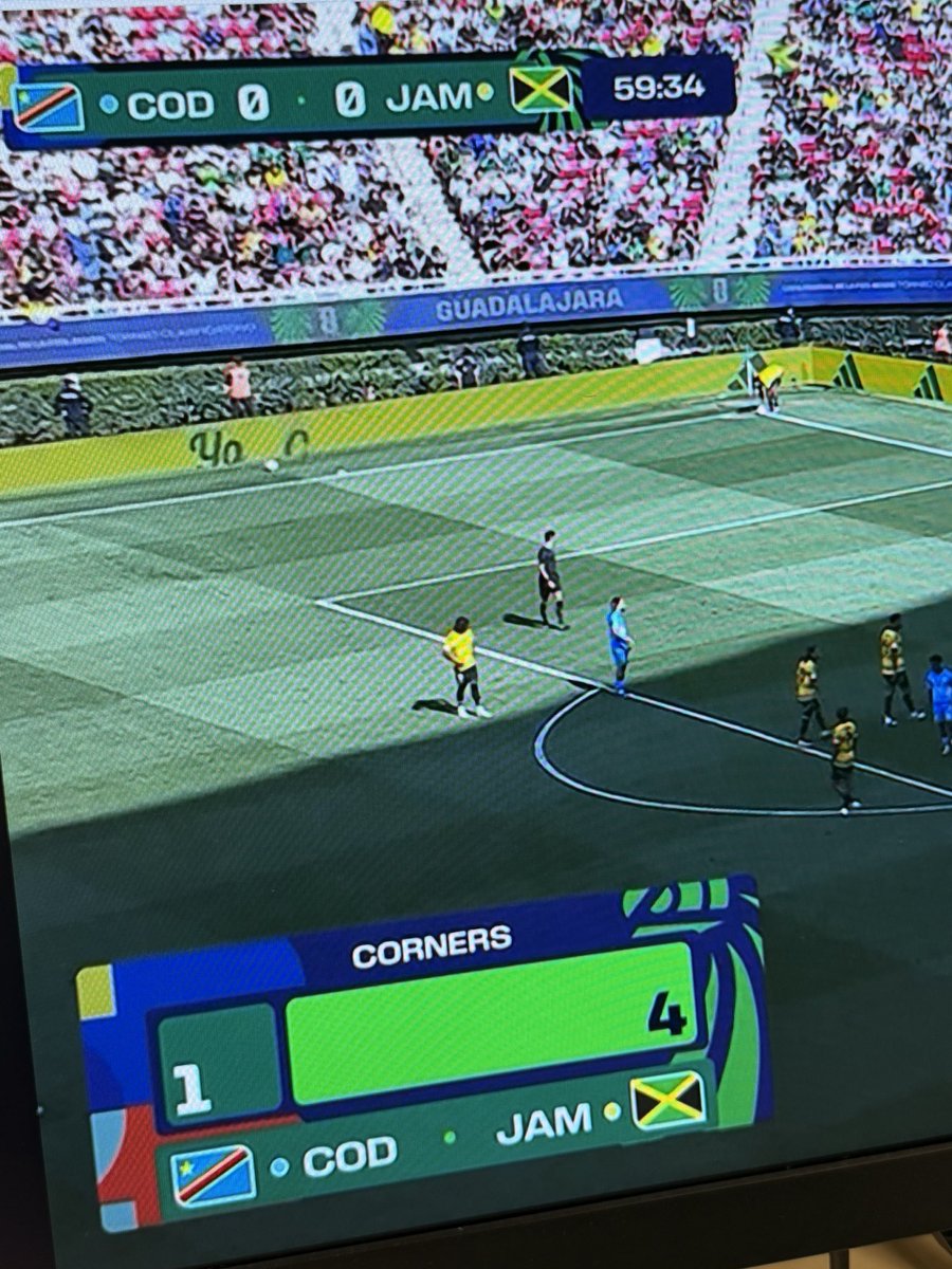 Loguito Fcb tweet media