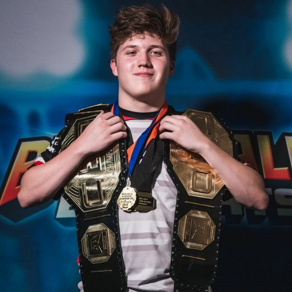 poopoo6914 tweet media