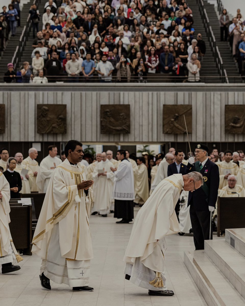OrangeDiocese's tweet photo. Sacred moments from this year's Chrism Mass. 🙏

Yesterday, 200+ priests in our diocese joined together at @christcathedralca to renew their priestly promises. At this powerful Mass, @OCBishop also blessed the holy oils used throughout the year: the Oil of Catechumens (for those preparing for Baptism), the Oil of the Sick (for anointing the ill) and consecrated the Oil of Sacred Chrism (for Baptism, Confirmation, and Priest Ordination). 

Let us continue to pray for our clergy who selflessly serve the people of God each day. 

To view the livestream of this Mass, visit: https://t.co/fyUqir2Mjm