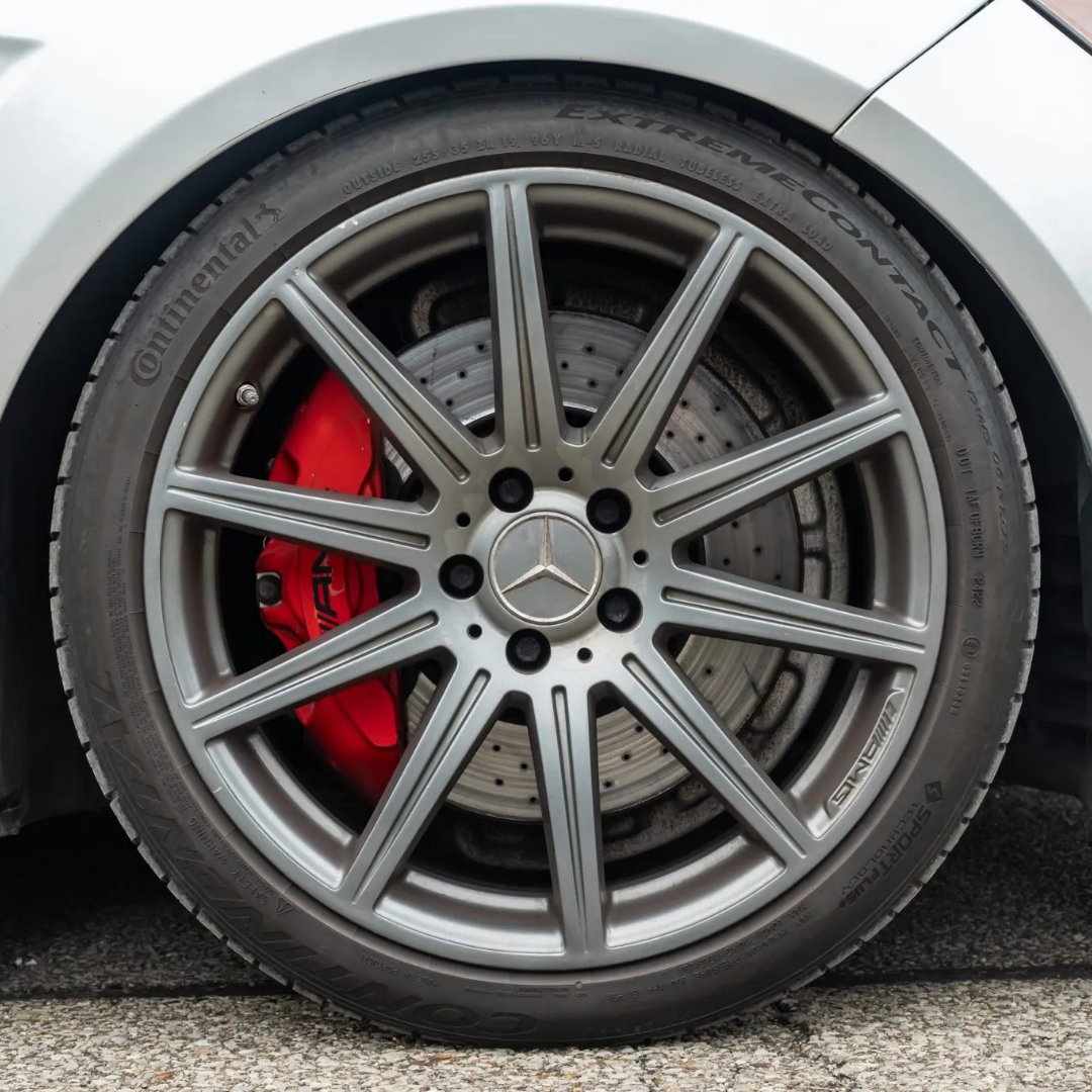 Bring a Trailer tweet media