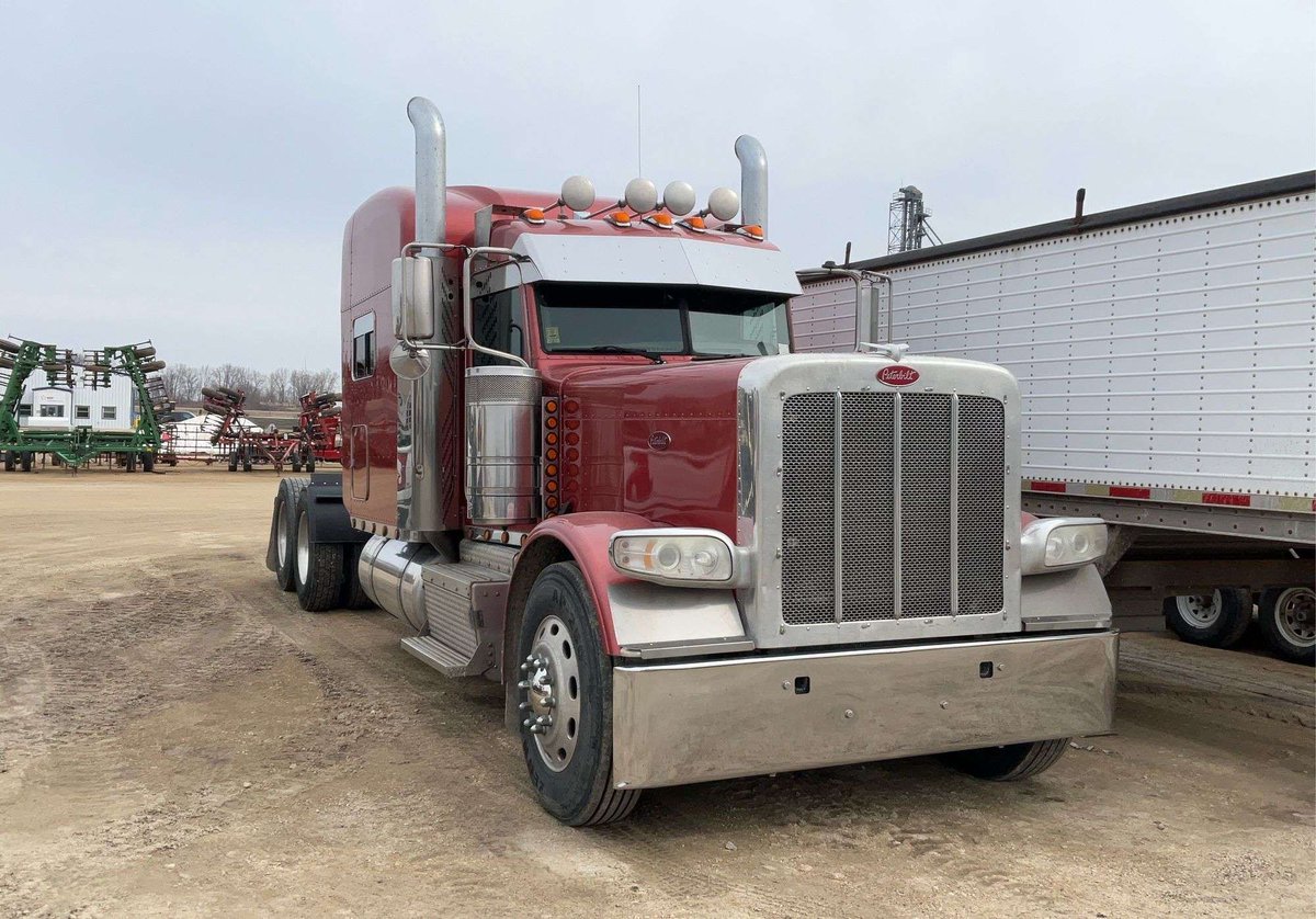 HM Auction Group tweet media