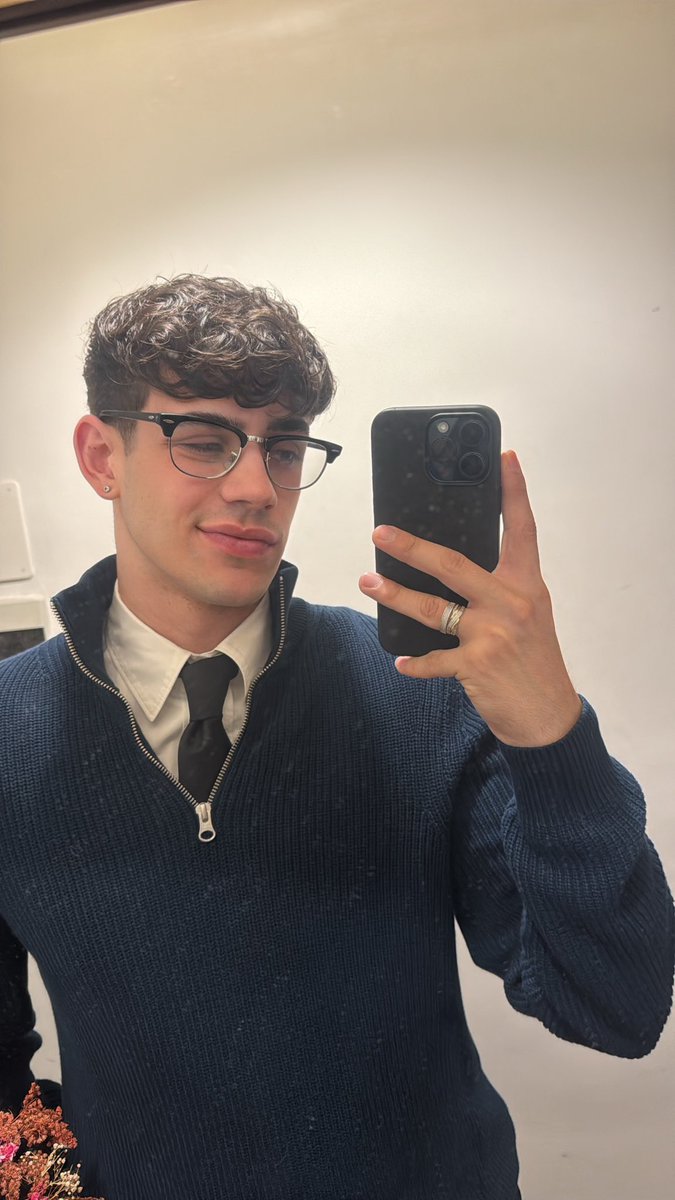 Giuseppe tweet media