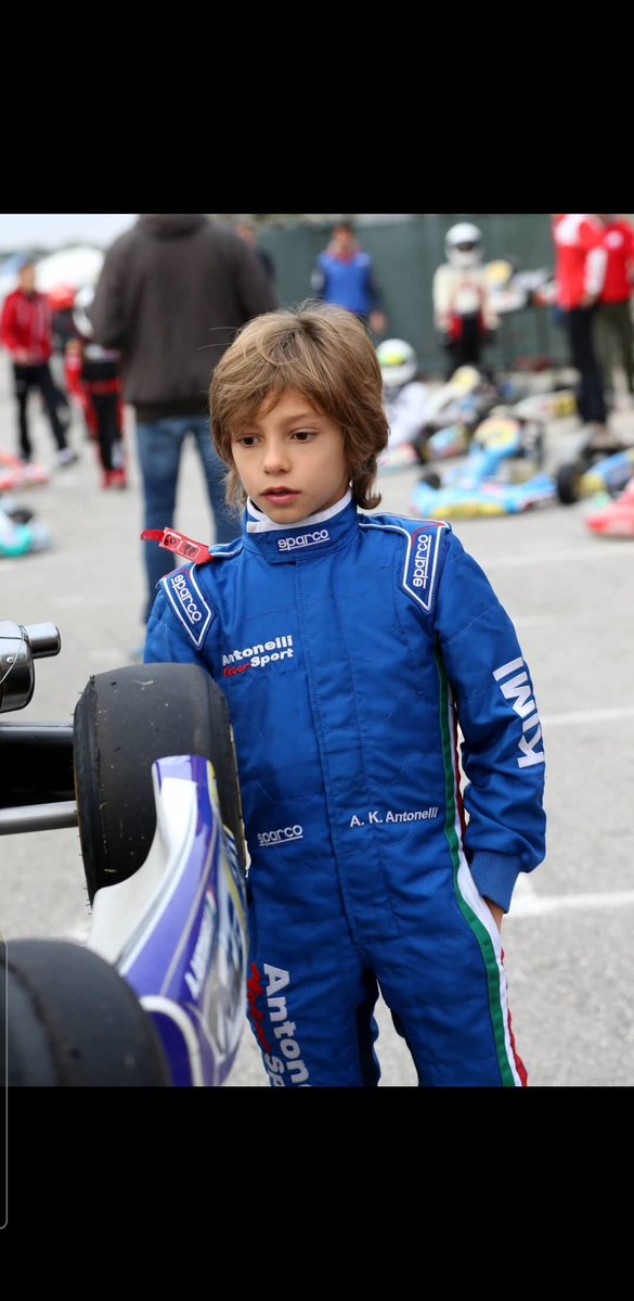 🐜🤙🏻 #K1MI tweet media