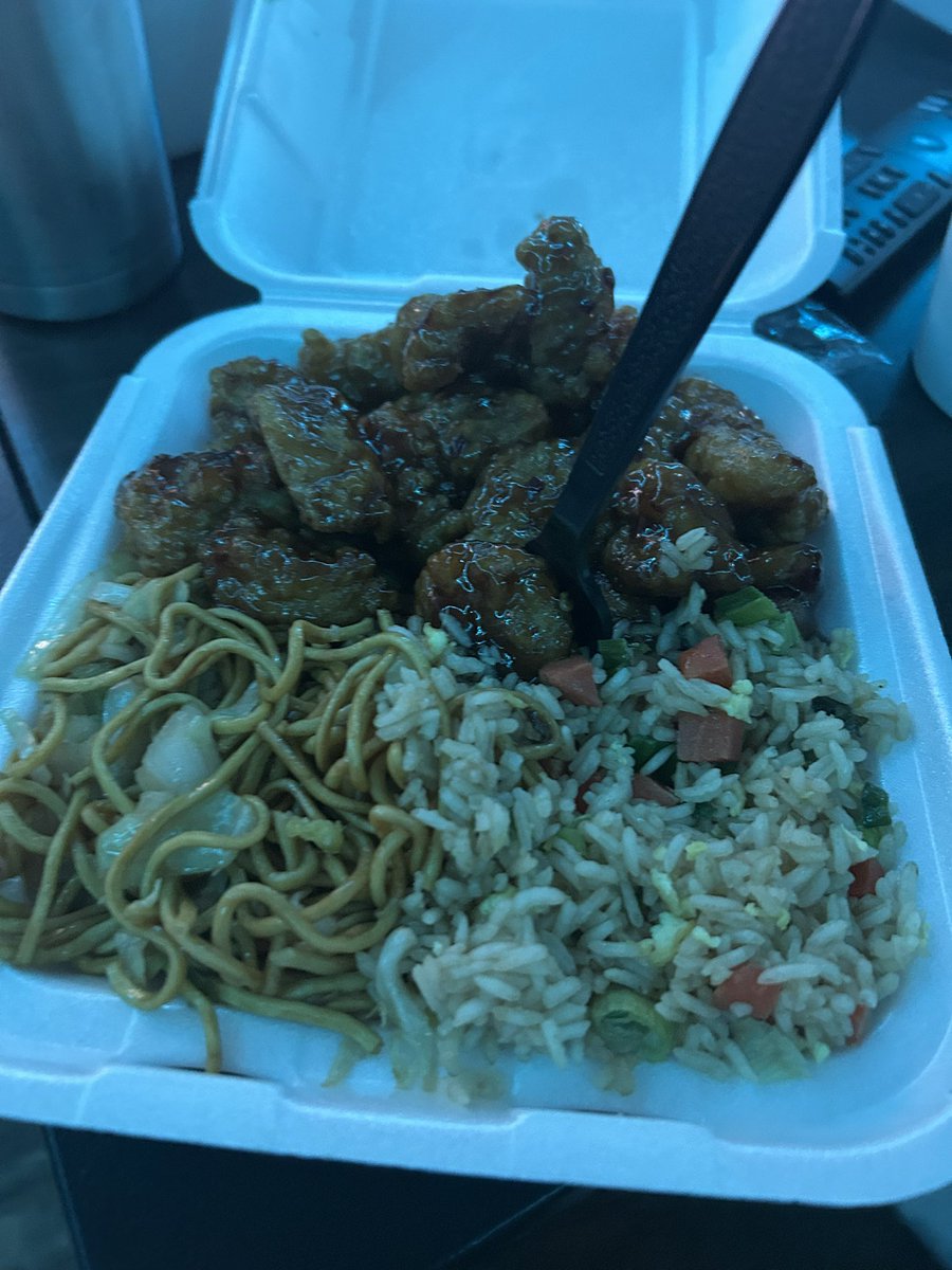 Cincy Neek tweet media