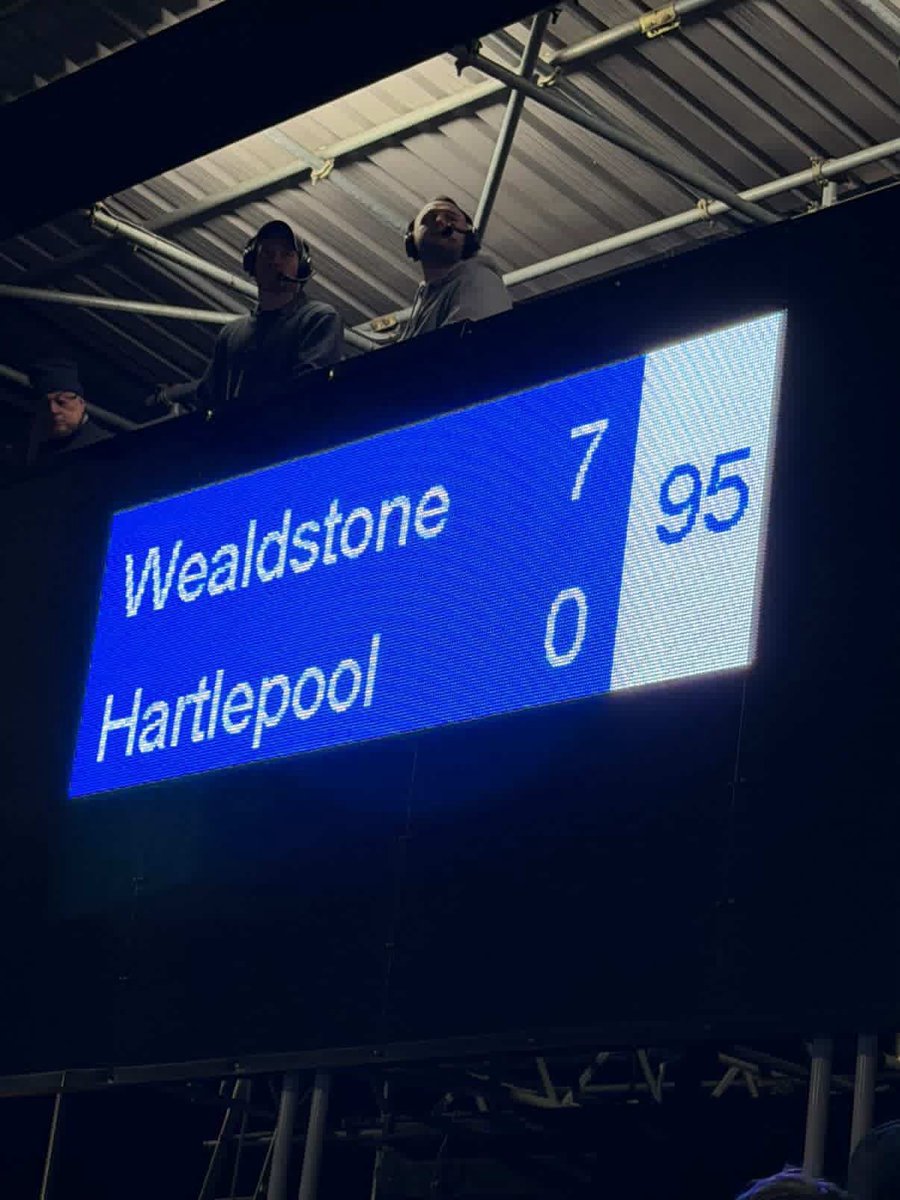 N_tshikuna10's tweet image. welcome to the vale. 
3 points 😍
3 assists 😉
@micahobiero on fire 🔥 
#godisgood 🙏🏾