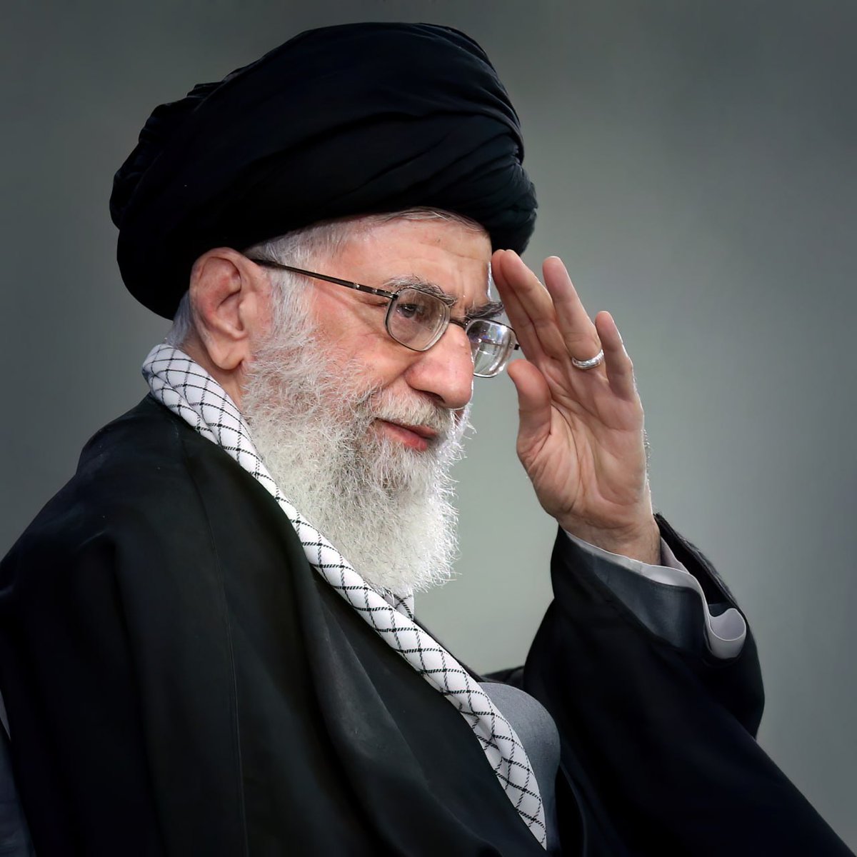 KhameneiNews tweet media