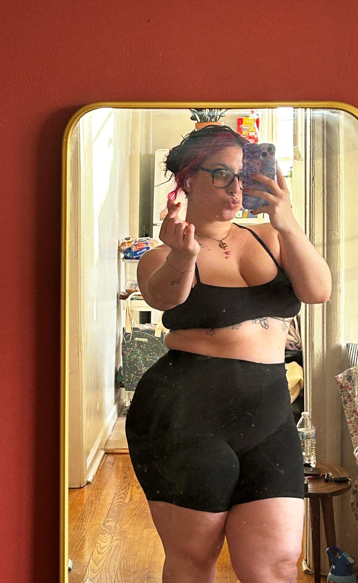 𝒞𝒽𝒶𝑜𝓈 𝐹𝒶𝑒 𝒜𝓇𝒾 🌷🦋🔜 MomoCon tweet media