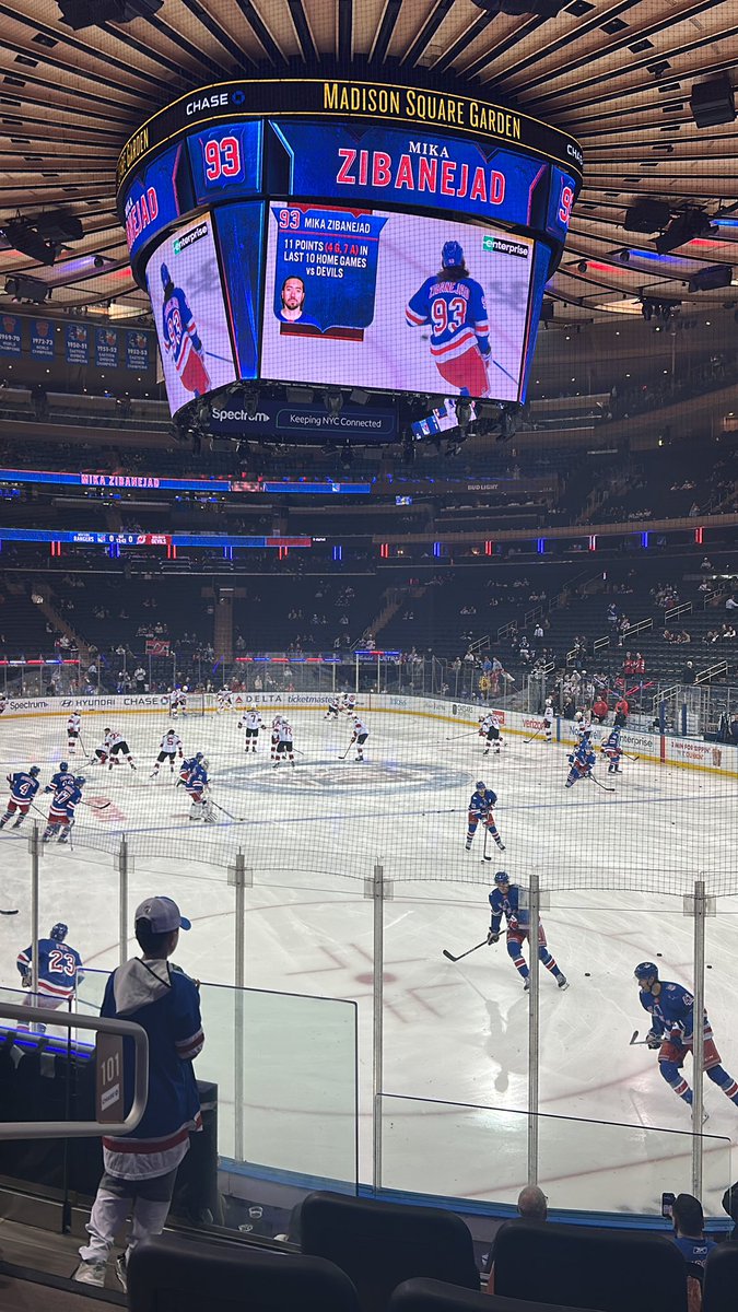 nj_devils_buzz's tweet photo. Devils Rangers at the Garden Tonight! Let’s Go Devils!! #njdevils #nyr https://t.co/4UXNLcFBM3