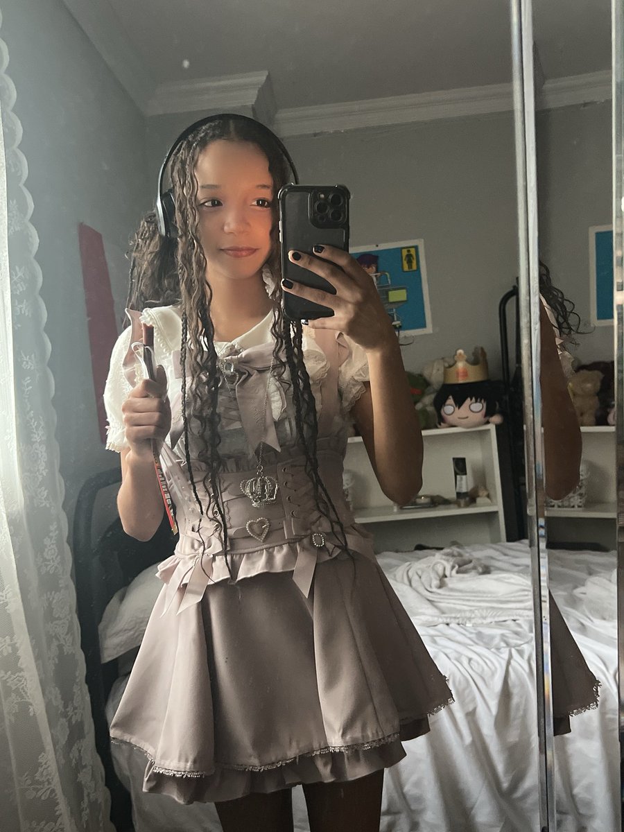 iris❄️👁️ tweet media