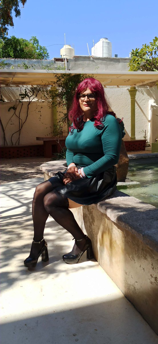 Neith Izara *Tu Chica Travesti* tweet media