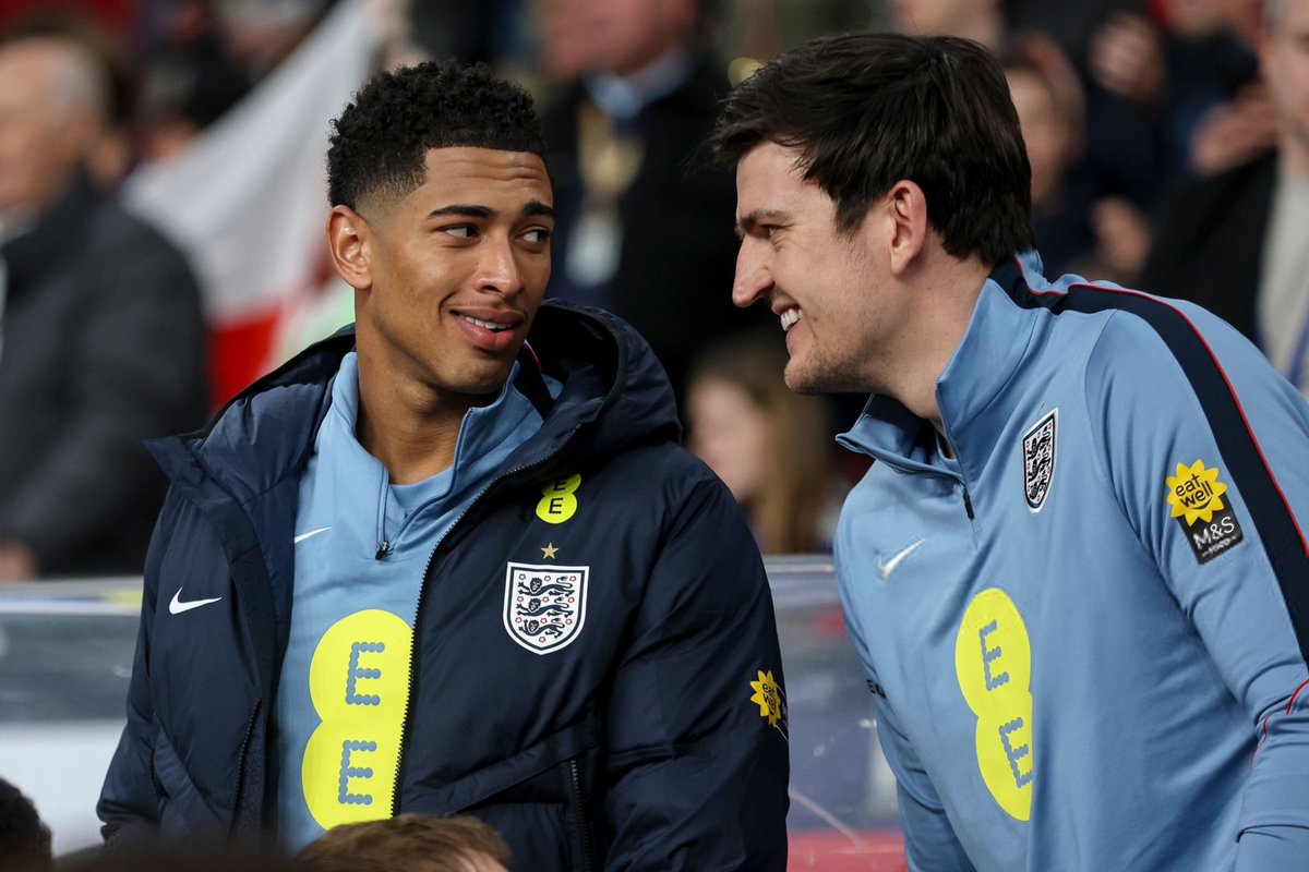IHQJUDE's tweet photo. Jude Bellingham & Harry Maguire #ENGJPN #ThreeLions https://t.co/Tbst6K3wau