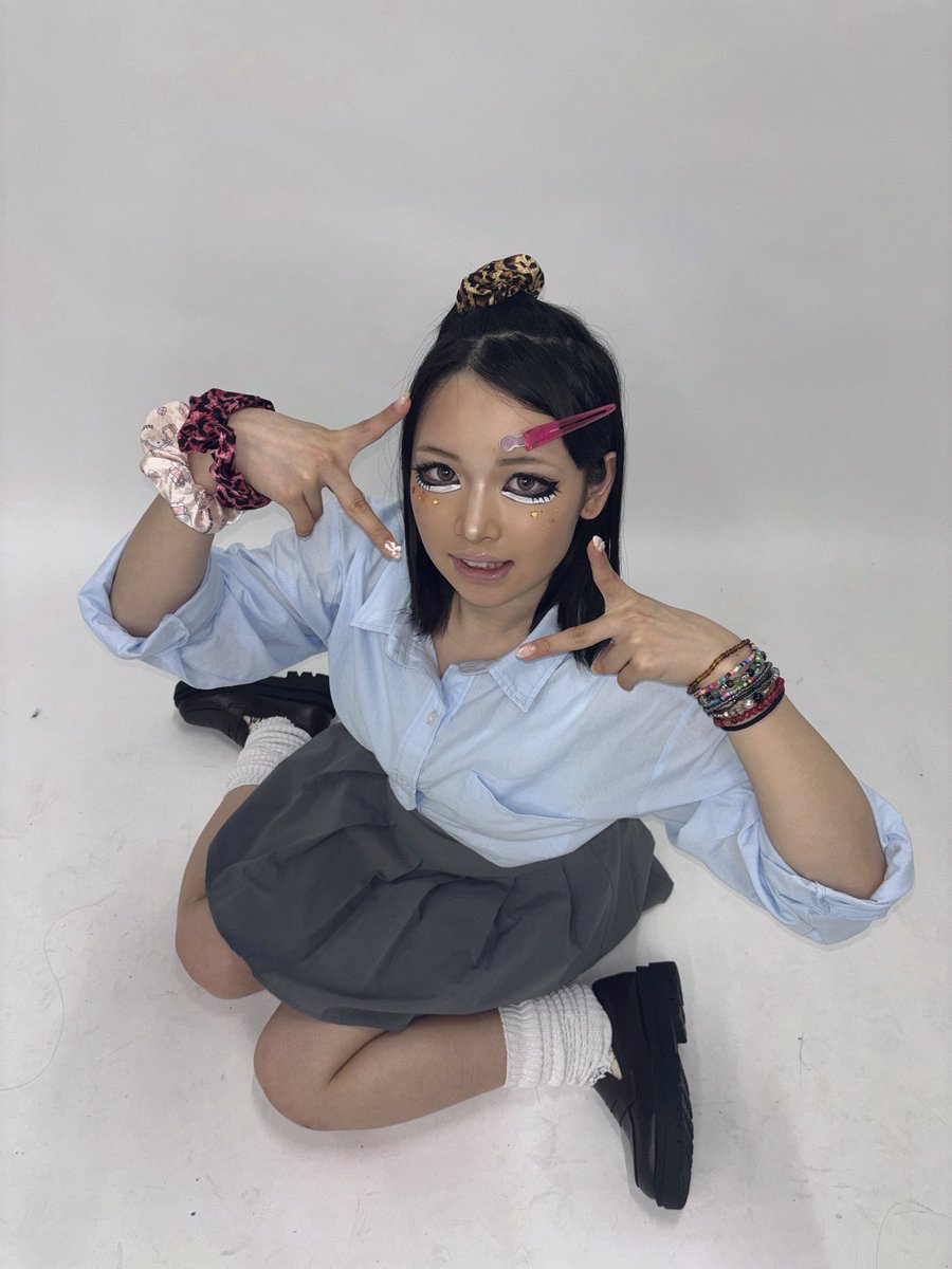 綾瀬いろは 【MELYUME】 tweet media