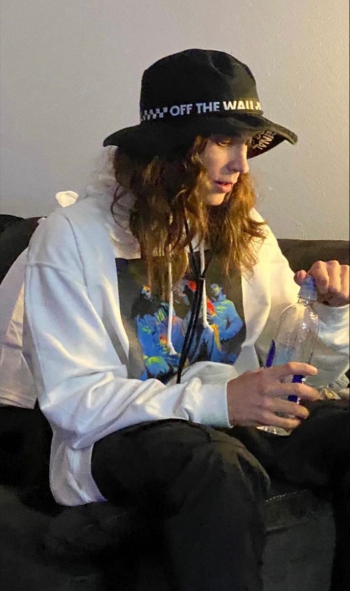 flynn /neg tweet media