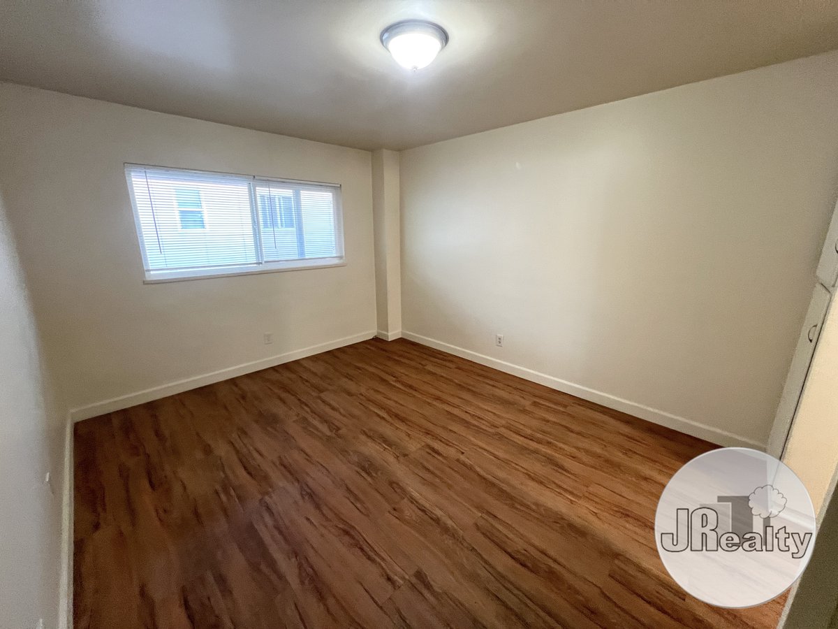 jrealty's tweet image. 6345 Templeton St J, Huntington Park, CA 90255 

For showing: jrealty.rentkabob.com/rental?a=6345_…

#JRealty #PropertyManagement  #HuntingtonPark, #apartment #forrent #forlease