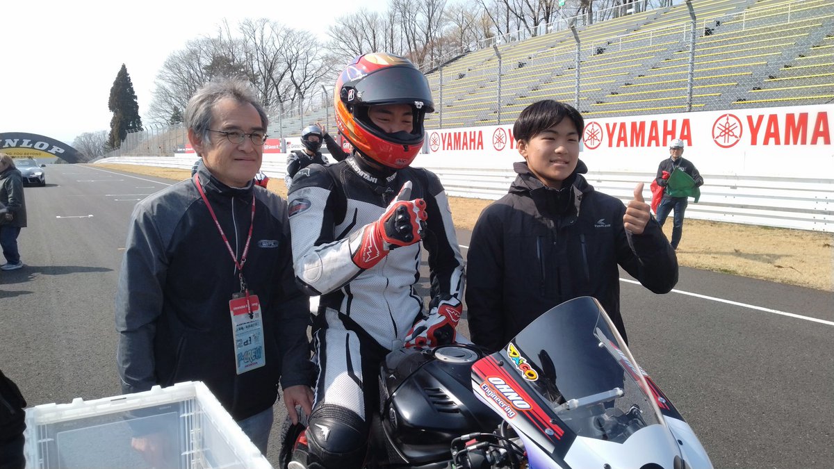 ポケバイ時代は若松怜がライバルで、聖竜は弟分。その後レースを3年休み、モリワキさんでステップアップのご相談。SUGOロードで4年JPに取り組みレコードも樹立した醍醐侑希がST600にステップアップ。全日本組と混走し、国内トップでチェッカー👏鈴鹿8耐出場が目標です❢
<a href="/Y_daigo_32/">yuki_daigo</a> 
<a href="/highlight_oka/">ハイライト おか</a>