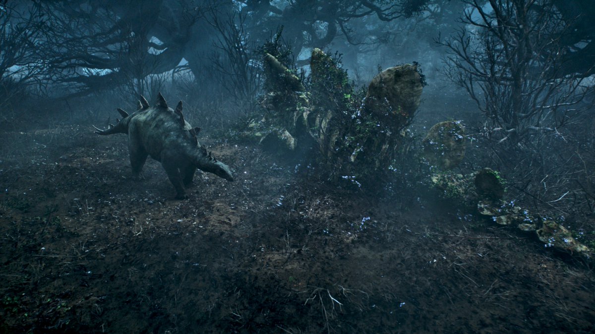 raftingzalmoxes's tweet image. #LifeOnOurPlanet #TheDinosaurs
The Yanbeilong segment is simple yet haunting. A sequence with an atmosphere that reminds me of Annihilation (2018) and a stegosaur design that, on close inspection, reveals a lot of interesting details (small spikes on the neck, etc.)...